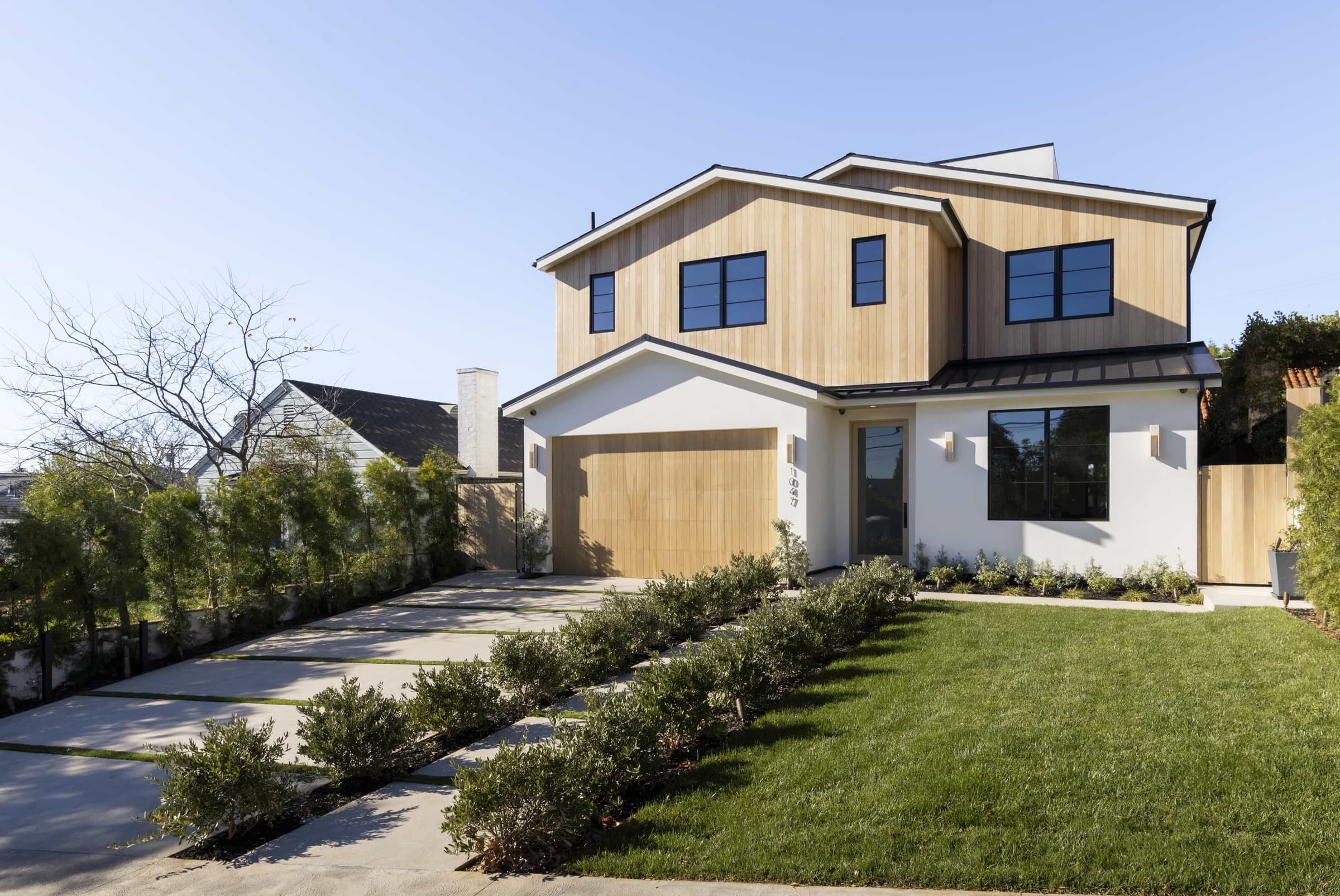 1047 Chautauqua